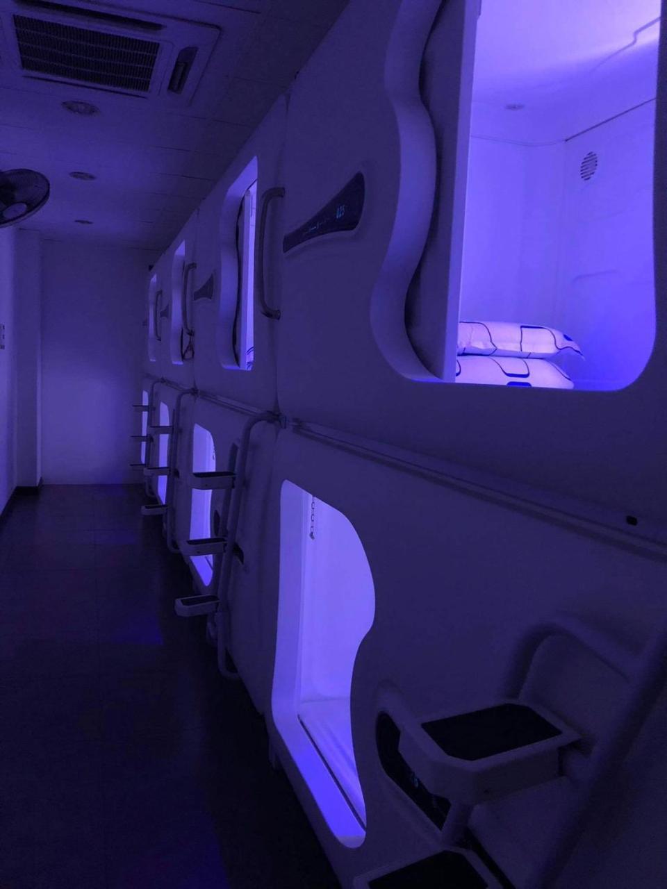 Capsule Inn コタキナバル エクステリア 写真